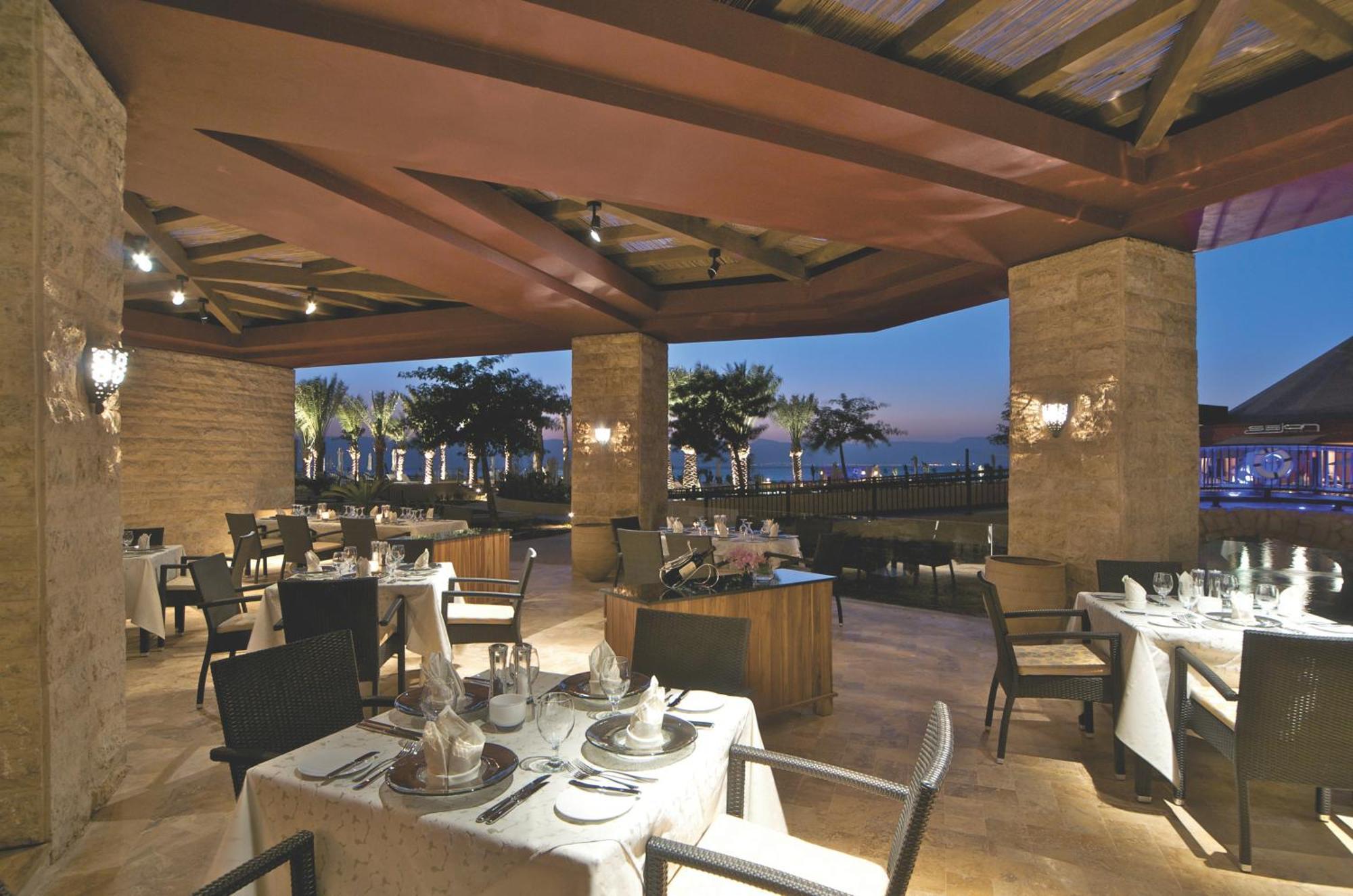 Moevenpick Resort & Spa Tala Bay Aqaba Exterior photo